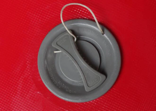 inflatable triangle buoy 2